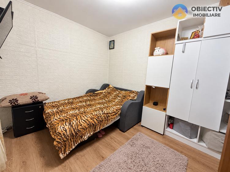 Apartament 4 camere 87,7 mp /2 bai/ Centru- Petrodava