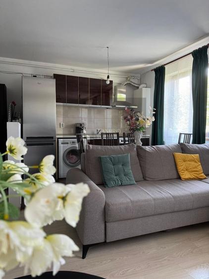 Apartament 3 camere de inchiriar zona Piata Resita