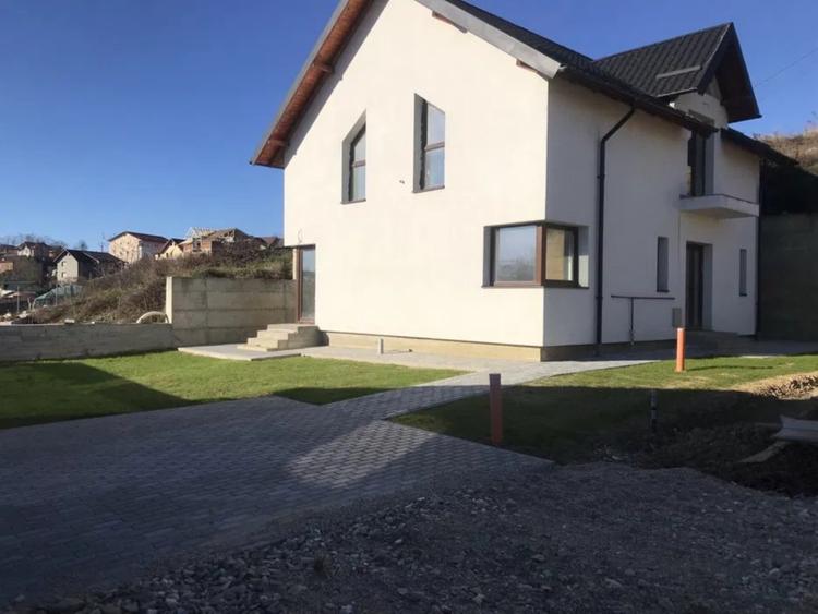 Casa Zona superba Geamana la 6 min de Pitesti