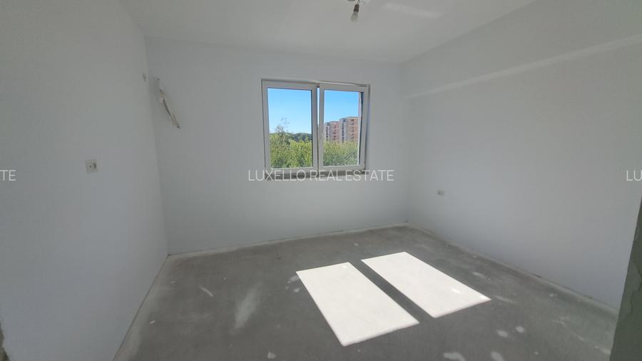 VILA LUX IN COMPLEX REZIDENTIAL - 31