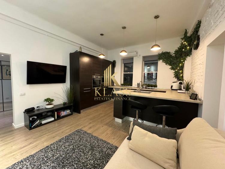 Apartament decomandat de inchiriat cu 2 camere  in P-ta Romana