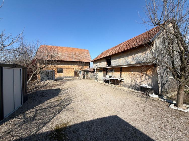 Casă 4 camere 94 mp + teren 1.527 mp Pachia jud. Covasna