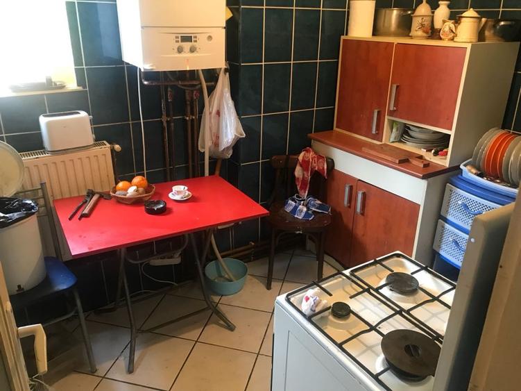 Apartament 3 camere in casa zona Centrul Istoric