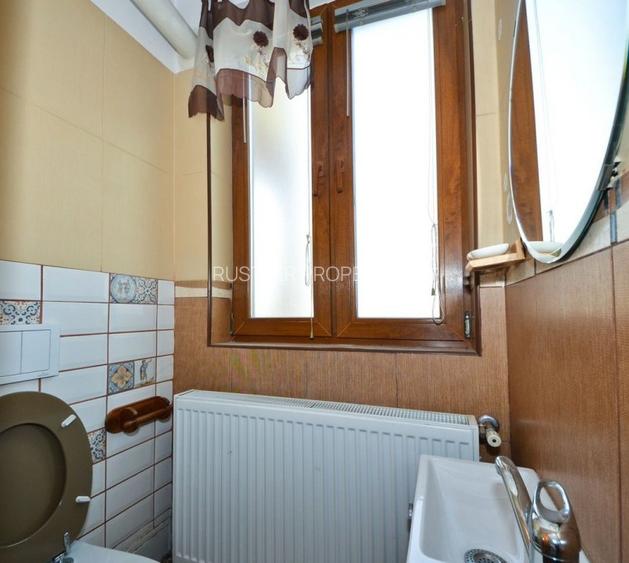 Vila cocheta cu 4 camere, parcare si curte - Baneasa - 16
