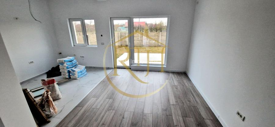 Duplex de vanzare cu 4 camere,2 bai,250 mp teren-Mosnita Veche zona Centrala. - 7