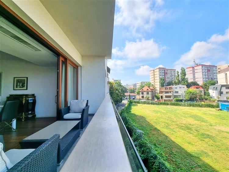 Kiseleff Rent | Spacious 2-bedroom | 140 sqm + Balconies | 2 Parking Spaces