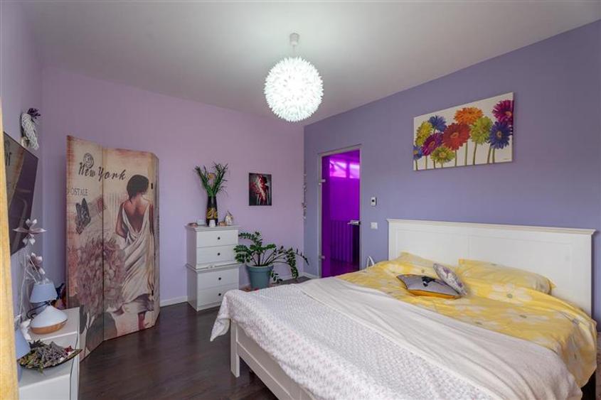 Vila PREMIUM , zona exclusivista acces privat, Bucium