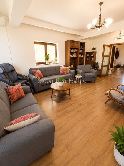 Vila 6 Camere P/M Teren 1000mp Poiana - 32