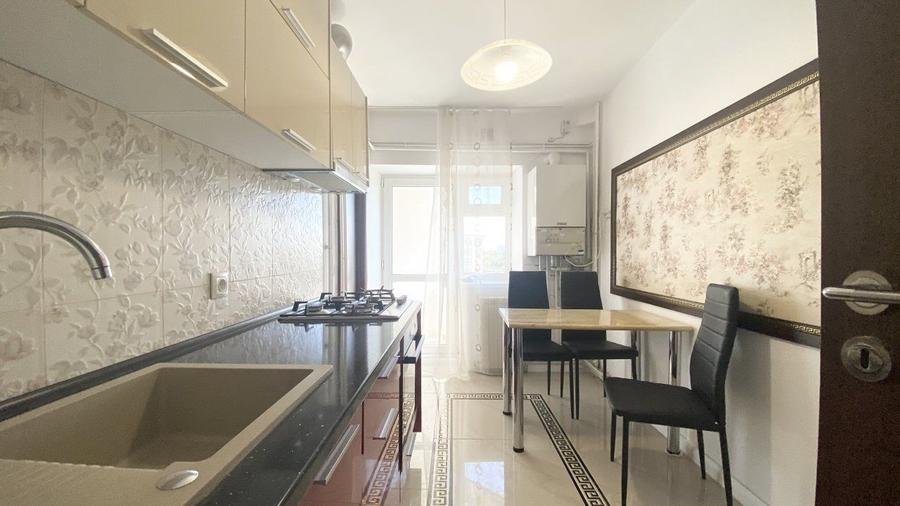 3 camere Unirii | Parcare |Centrala proprie |Vedere Casa Poporului