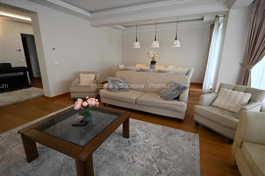 Casă de Lux în Suceava | 300 MP Utili | 5 Dormitoare | 5.000 MP Teren - 12