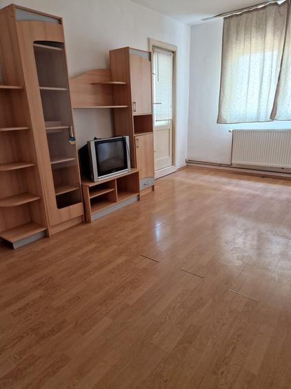 Lipovei 3 camere 97000 euro