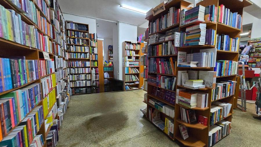 Spatiu comercial de inchiriat - 188 mp, str. Mircea cel Batran (stradal)