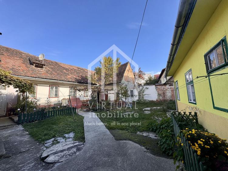 Apartament la casa cu 2 camere, 86mp utili, cota teren 187mp, Centru