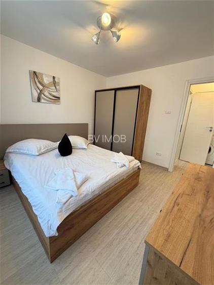 Inchiriere apartament 3 camere Centrul Civic, etaj 1, mob,utilat nou - 4