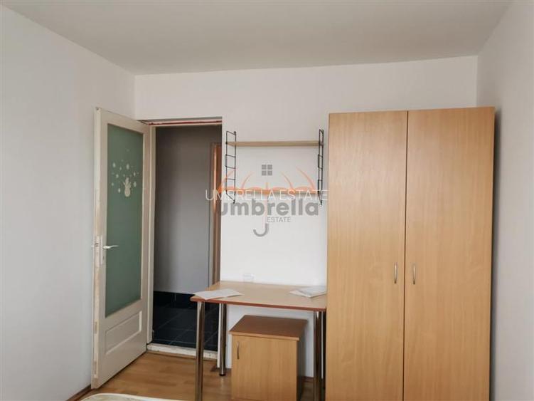 DE INCHIRIAT garsoniera , zona Plopilor Manastur, 27 mp, 250 euro - 3