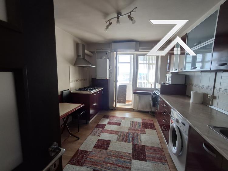 De inchiriat 3 camere moderne si spatioase