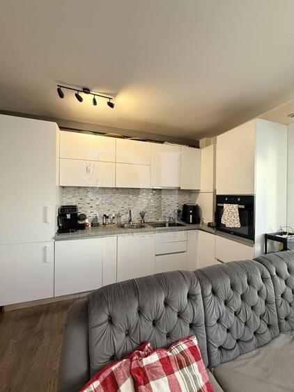 Apartament 3 camere / gradina proprie / Zona Eroilor