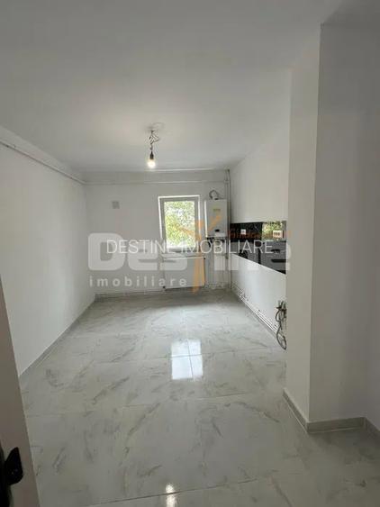 Apartament decomandat- 4 camere* Dacia - 3