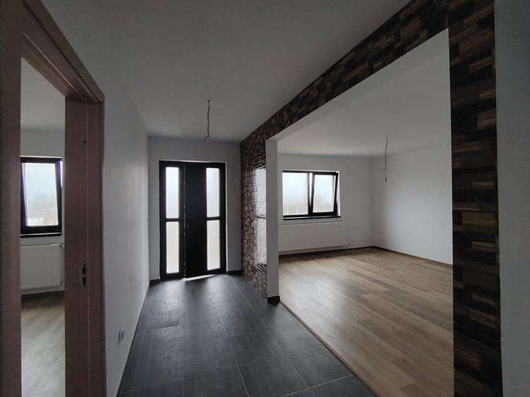 Casa cu 3 camere, intabulata, Horpaz