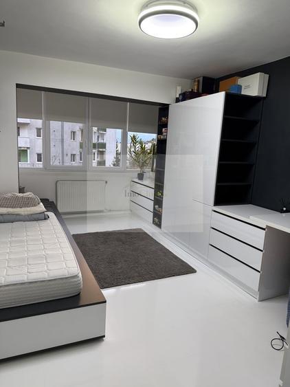 Apartament 3 camere | Pet Friendly| Etaj intermediar | Parcare |