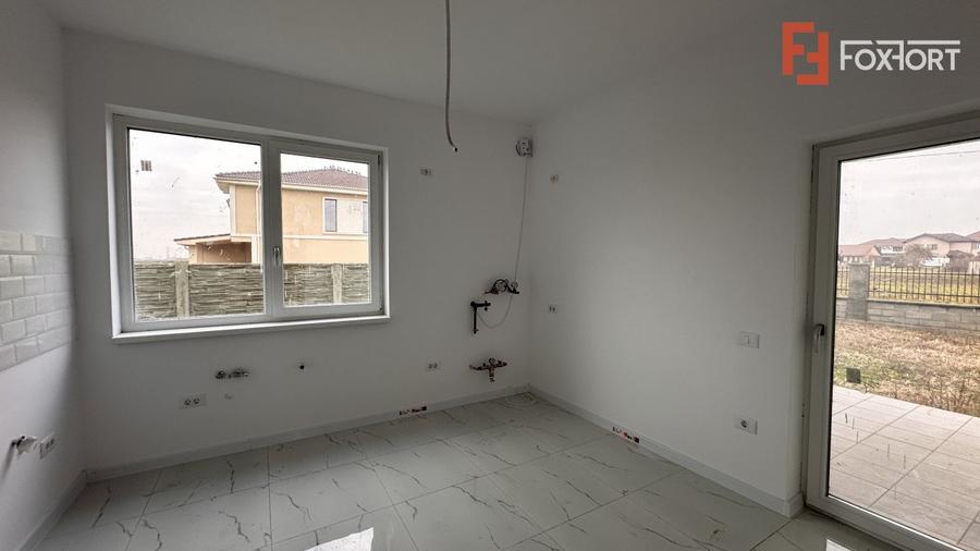 Duplex 4 camere, 110 mp, si teren de 330 mp in Giroc
