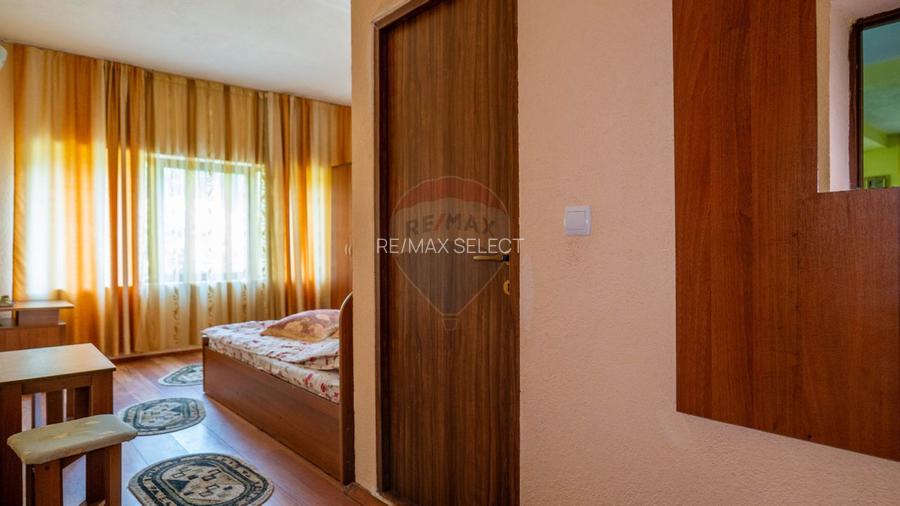 Vanzare vila-pensiune D+P+M 10 camere de vânzare, Daesti jud. Valcea - 20