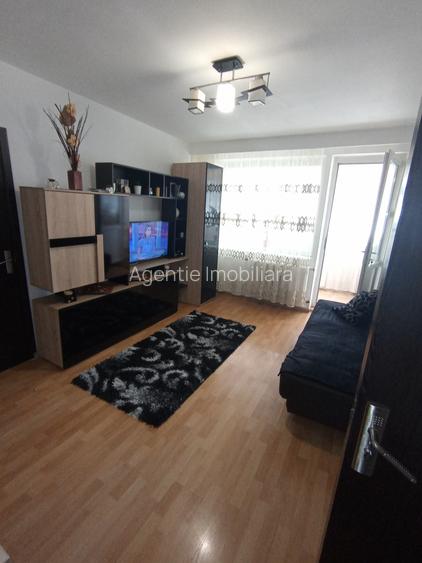 Exclusivitate Apartament 2 camere parter cu balcon și ieșire in gradina - 4