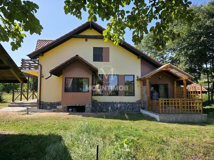 Casa de vacanta in inima padurii, 150 mp/utili, teren 1960 mp, Vulcan