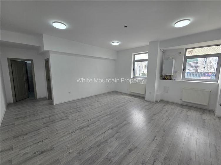 Apartament 2 camere Centrul Civic pretabil birouri - 12