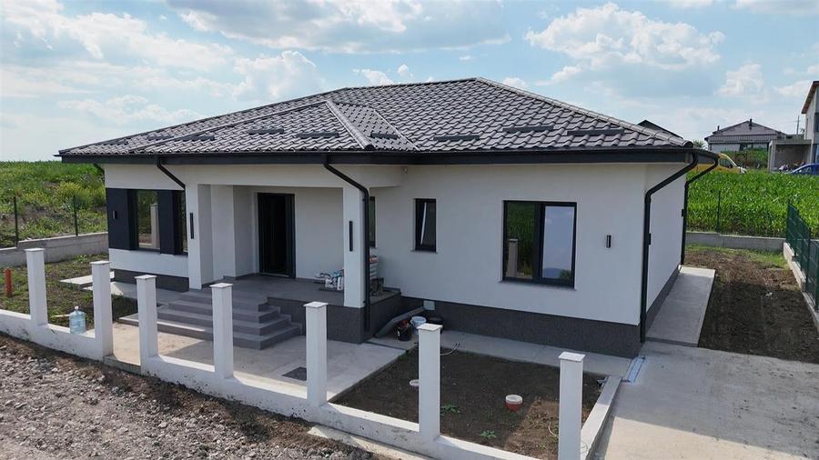 Casa Breazu,4 camere,2 bai,Teren 450mp,Dressing,Placa,Pod,0% Comision