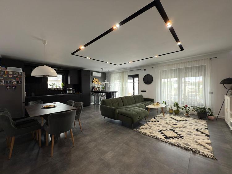 CASA DE LUX - 400.000 Euro - GHIRODA - 2