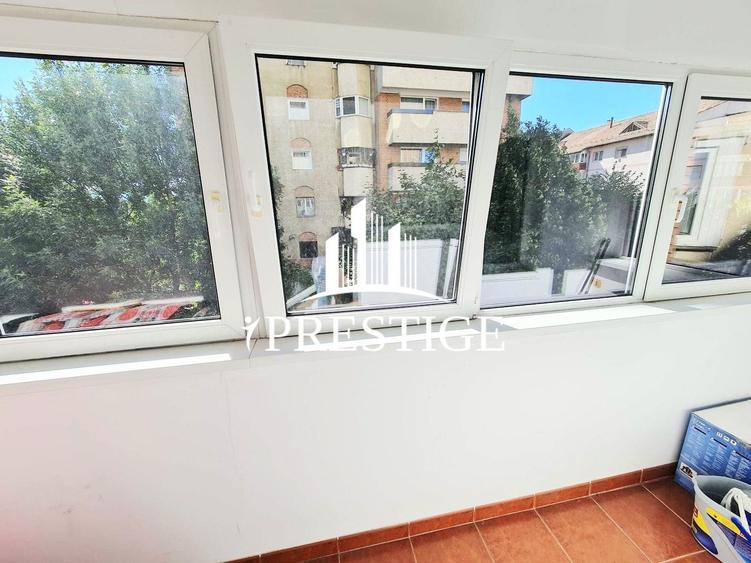 APARTAMENT 3 CAMERE, 100 MP UTILI, 2 BĂI, 2 BALCOANE, ZONA CENTRALĂ