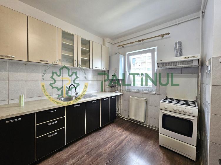 Apartament 3 camere, 80 mp, etaj 2 – zona Mihai Viteazu, Sibiu