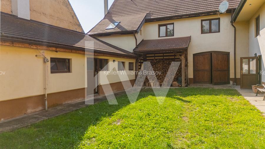 Casa saseasca, 2500 mp teren, 2 fronturi stradale – Cristian – 0% comision - 2