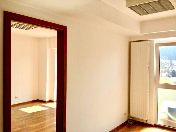Spatiu comercial de vanzare cu priveliste deosebita