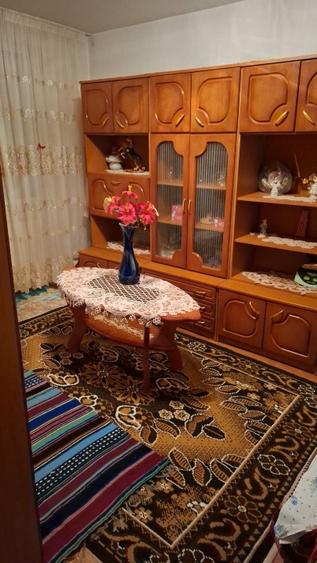 Apartament 2 camere decomandat in Piatra Neamt