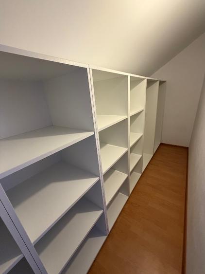 Închiriez spațiu în Golești situat la E85