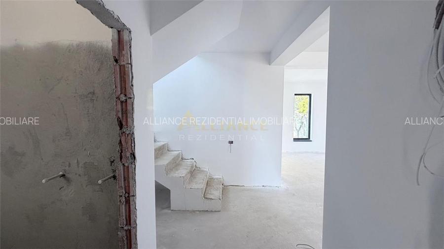Casa Individuala - 4 camere - 3 bai - 460mp teren - 8