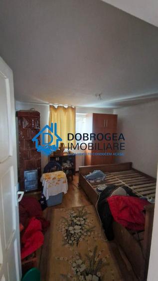 CATALOI - CASA P+E ,6 CAMERE ,TEREN 2000 MP