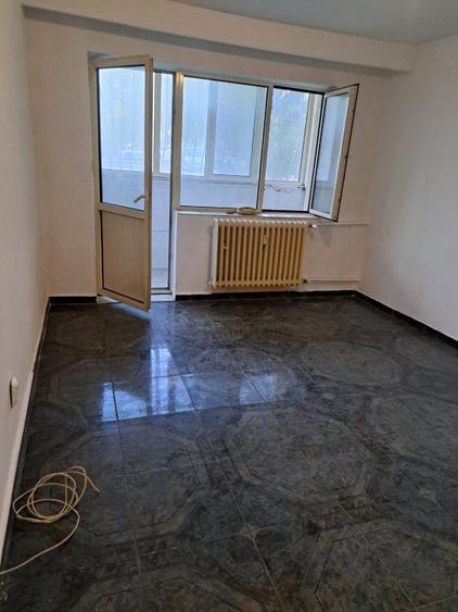 3 CAMERE  |  TOMIS NORD  |  CIRESICA