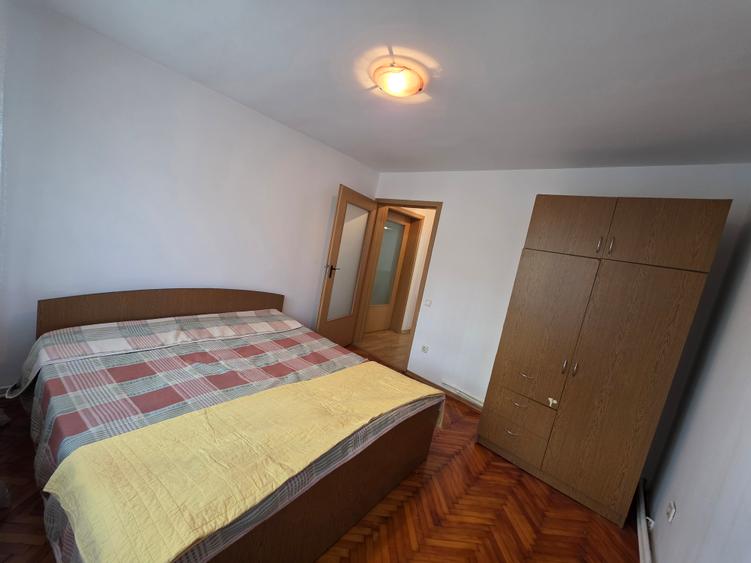 Inchiriez apartament 2 camere zona Miorita Deva