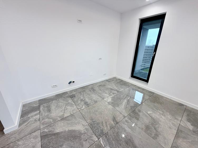 Casa moderna P+1+Mansarda. In apropiere de autostrada A0.