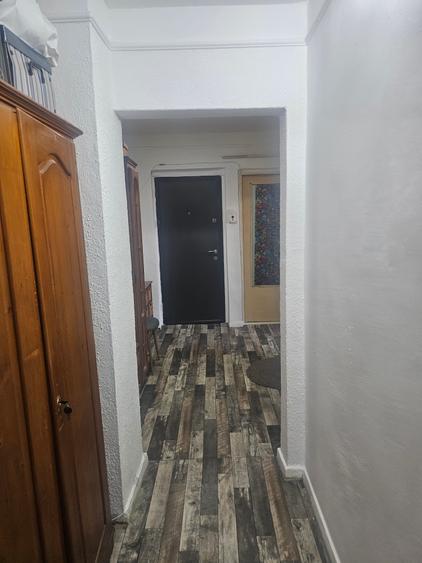 Apartament 3 camere Tomesti