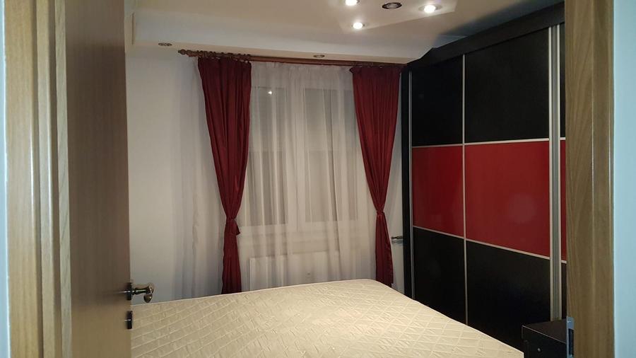 2 camere / 1982/ 12 min Metrou/ Centrală proprie