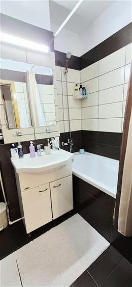 Apartament 2 Camere, Decomandat, Zona Centrala