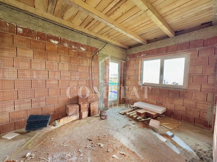 Casă individuală cu 5 camere de vânzare în Jucu | 1000 mp teren