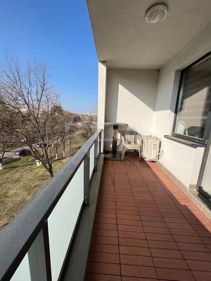 Studio + Loc de Parcare - Premium Regie