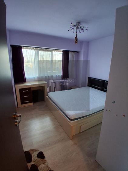 OCAZIE 3 CAMERE METROU GORJULUI 4 minute