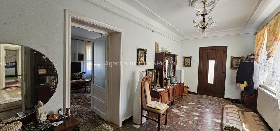 Vand casa individuala situata in cartierul Lazaret ,640m teren/19 ml - 10