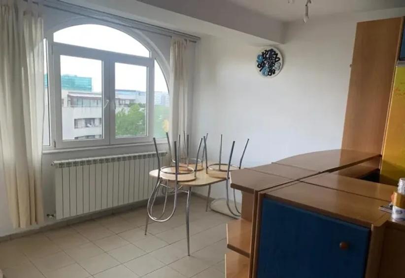 Închiriere Apartament 4 camere în zona 13 Septembrie - Marriott